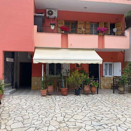Nakou Freideriki Anthousa Pargas Ngoại thất bức ảnh